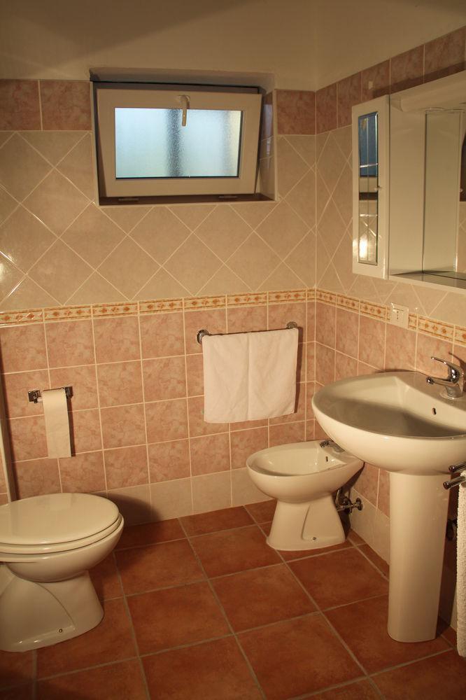 Casa Vacanze Cau - Viale Europa Алгеро Екстериор снимка