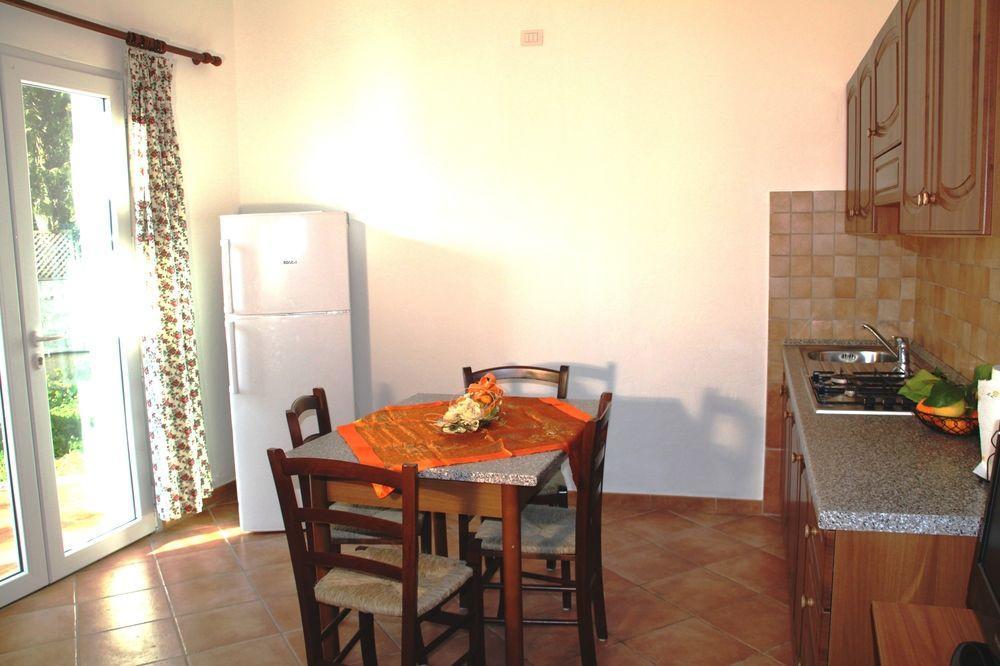Casa Vacanze Cau - Viale Europa Алгеро Екстериор снимка