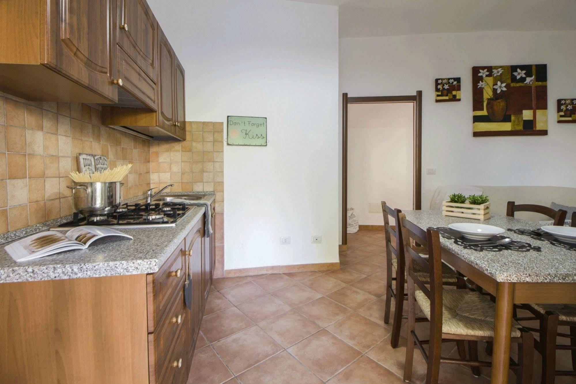 Casa Vacanze Cau - Viale Europa Алгеро Екстериор снимка