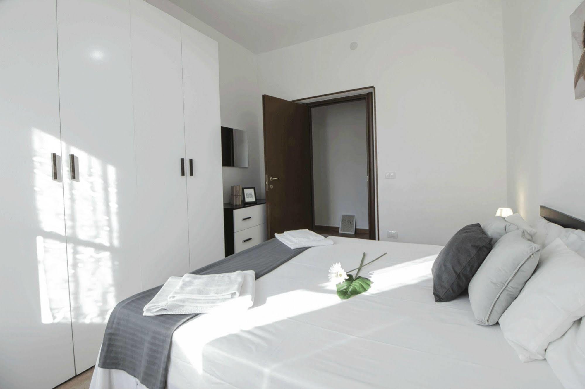 Casa Vacanze Cau - Viale Europa Алгеро Екстериор снимка
