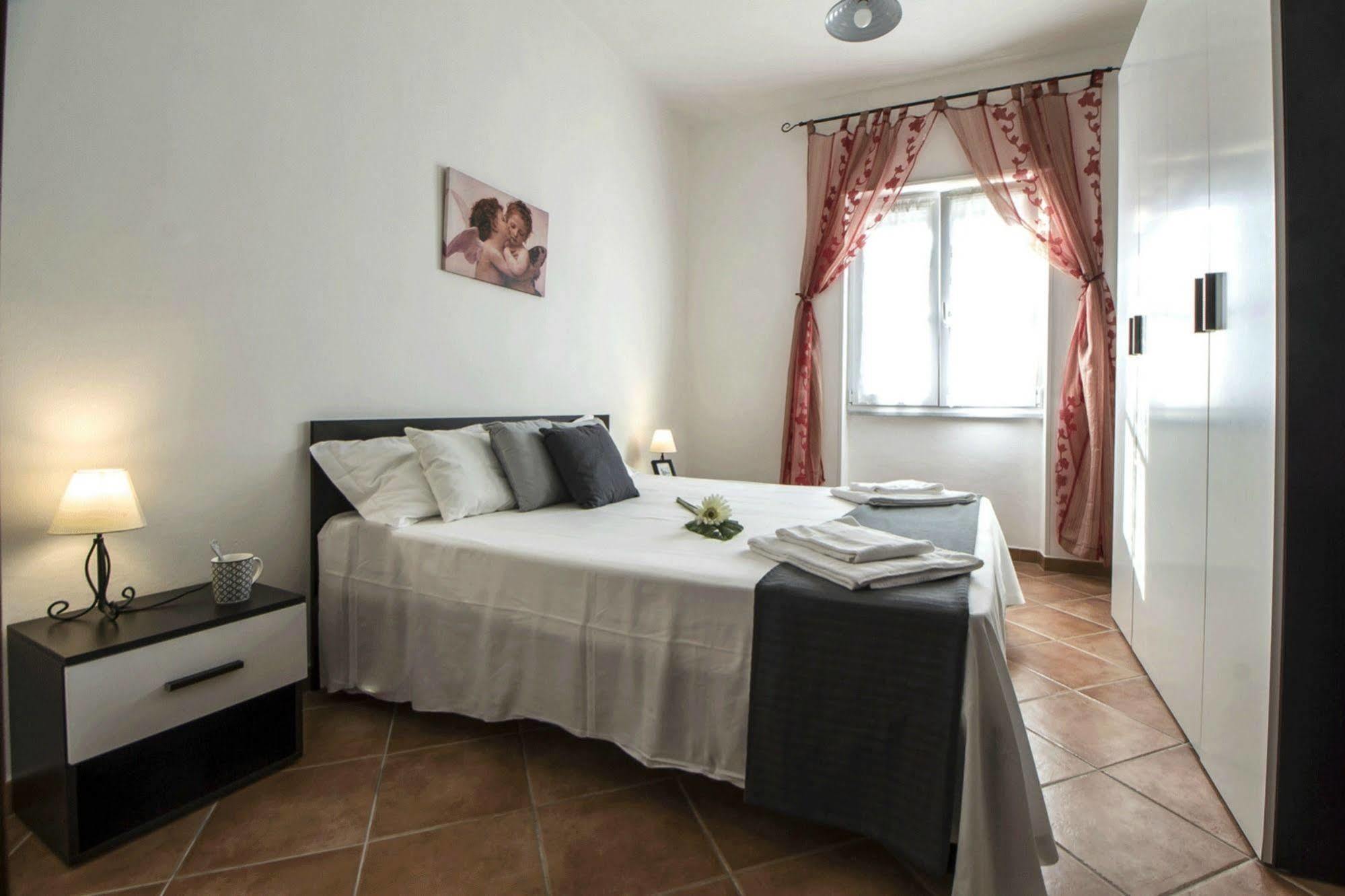 Casa Vacanze Cau - Viale Europa Алгеро Екстериор снимка